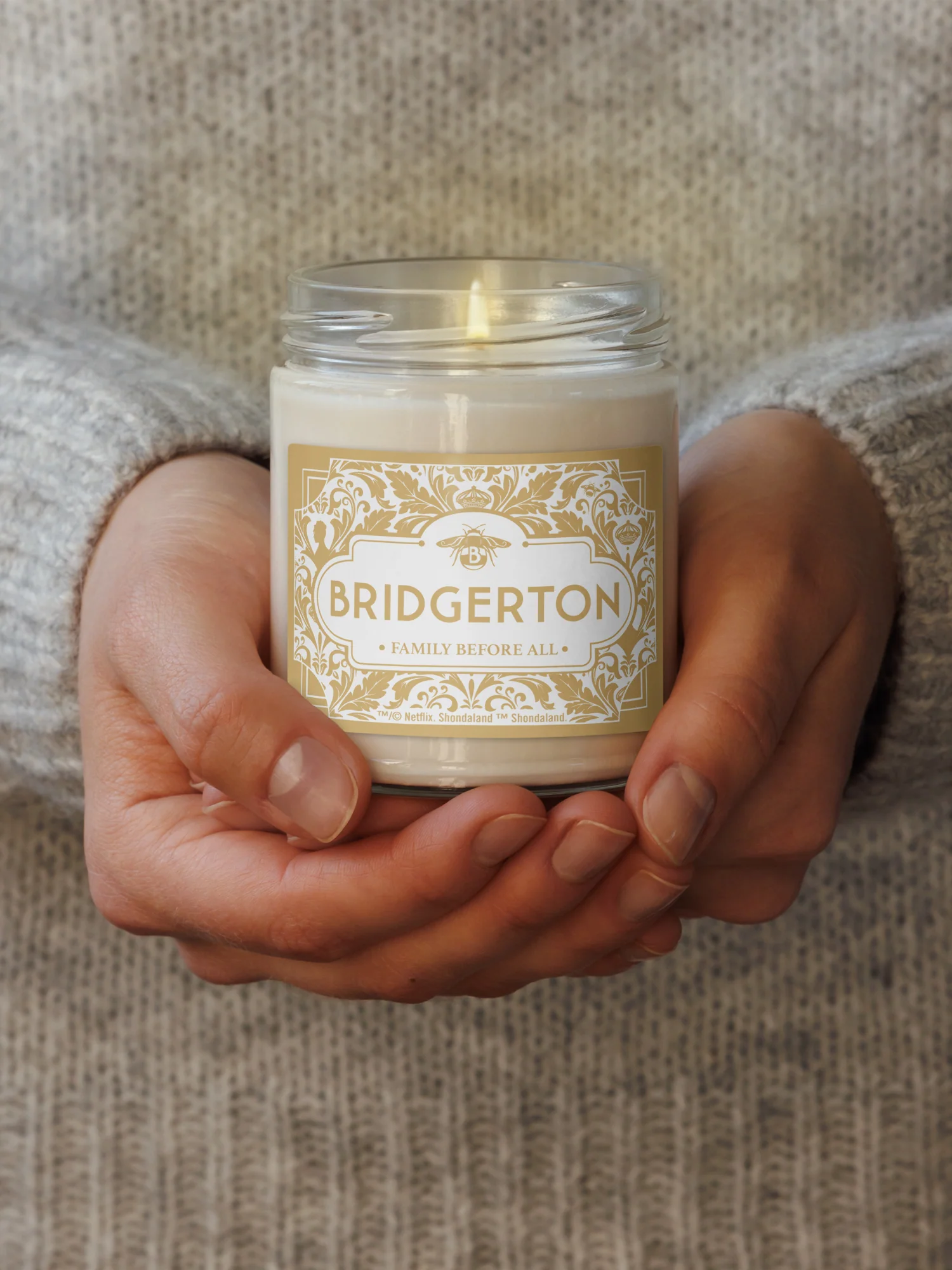 Bridgerton Scented Candle Logo - Image 3