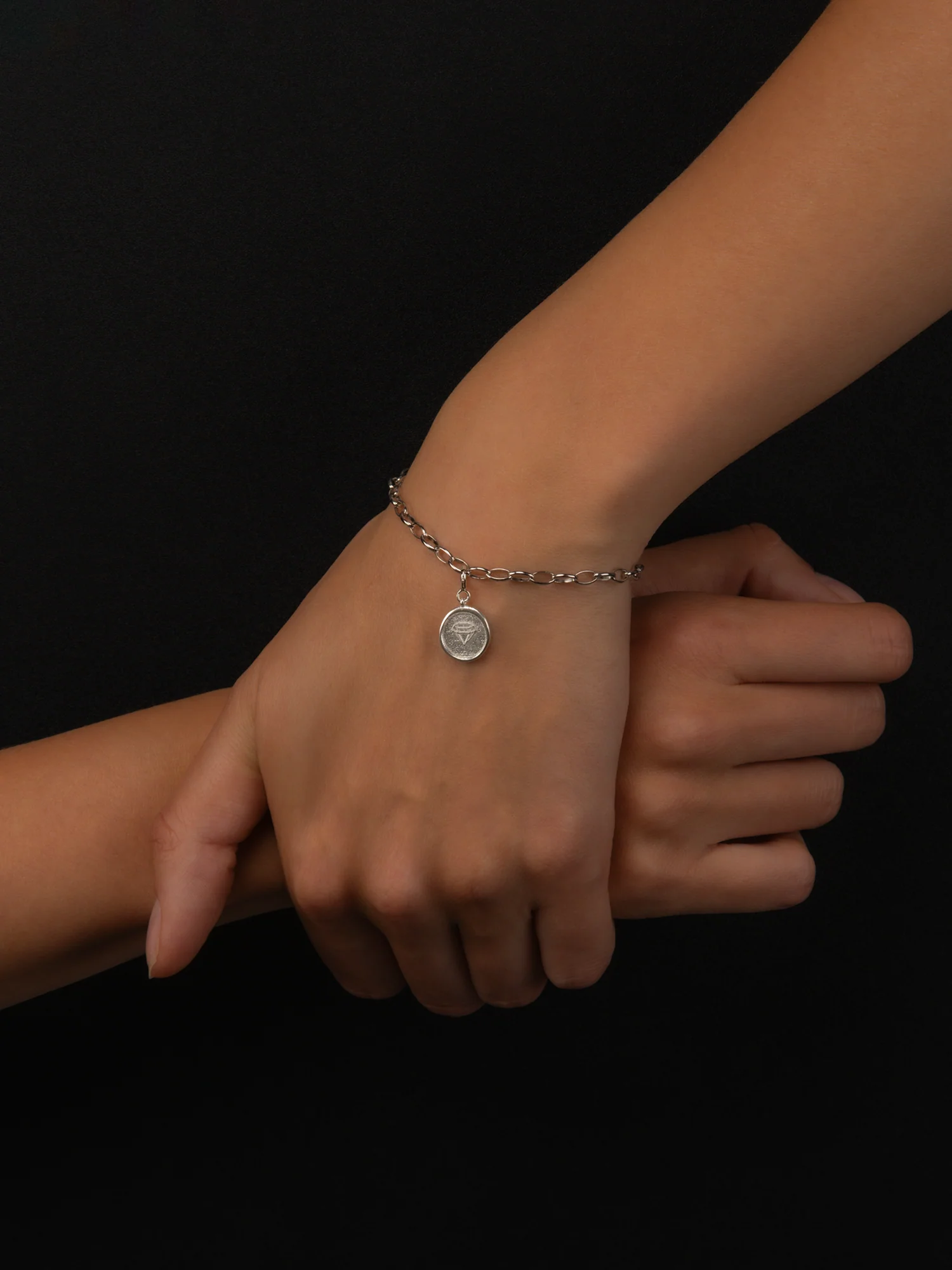 Bridgerton Diamond Stamp Charm - Image 4