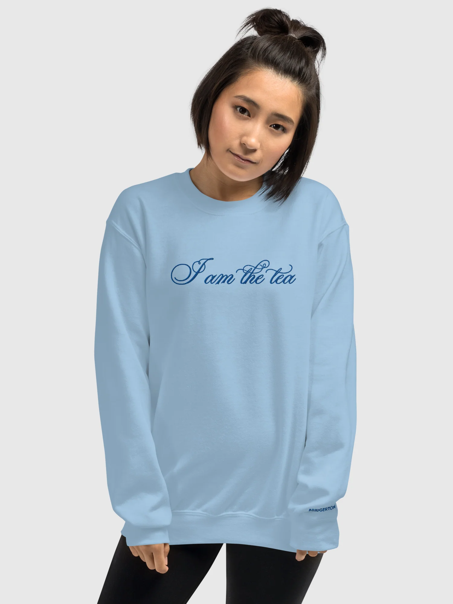Bridgerton Embroidered Crewneck I Am The Tea - Image 4