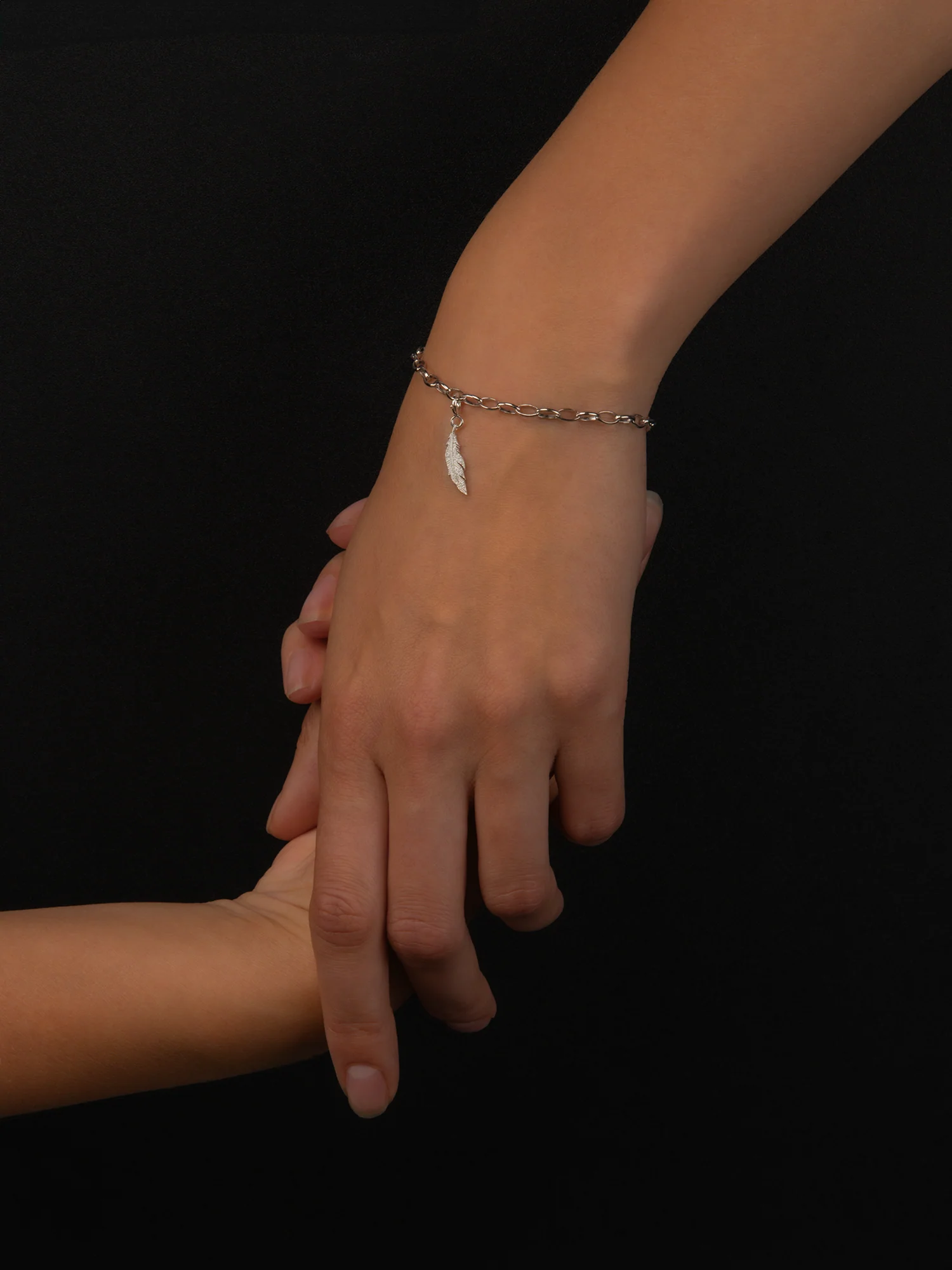 Bridgerton Feather Charm - Image 4
