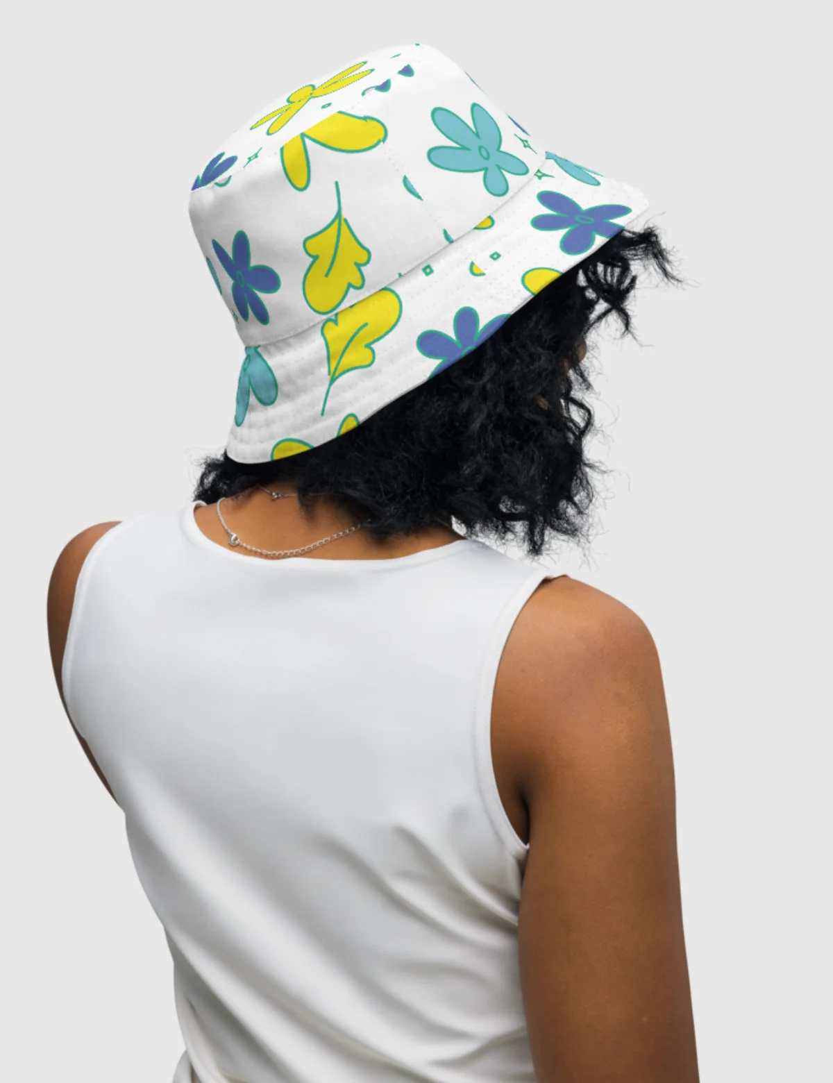 Heartstopper Reversible Bucket Hat - Image 4