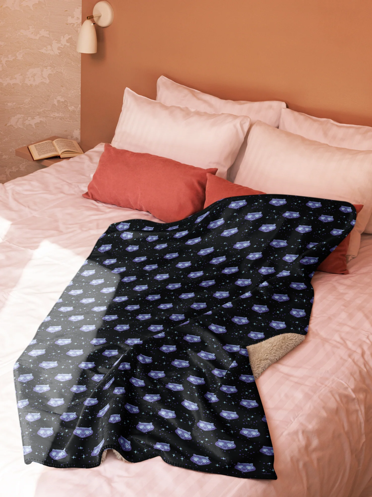 Kpop Demon Hunters Sherpa Blanket Derpy Tiger - Image 3
