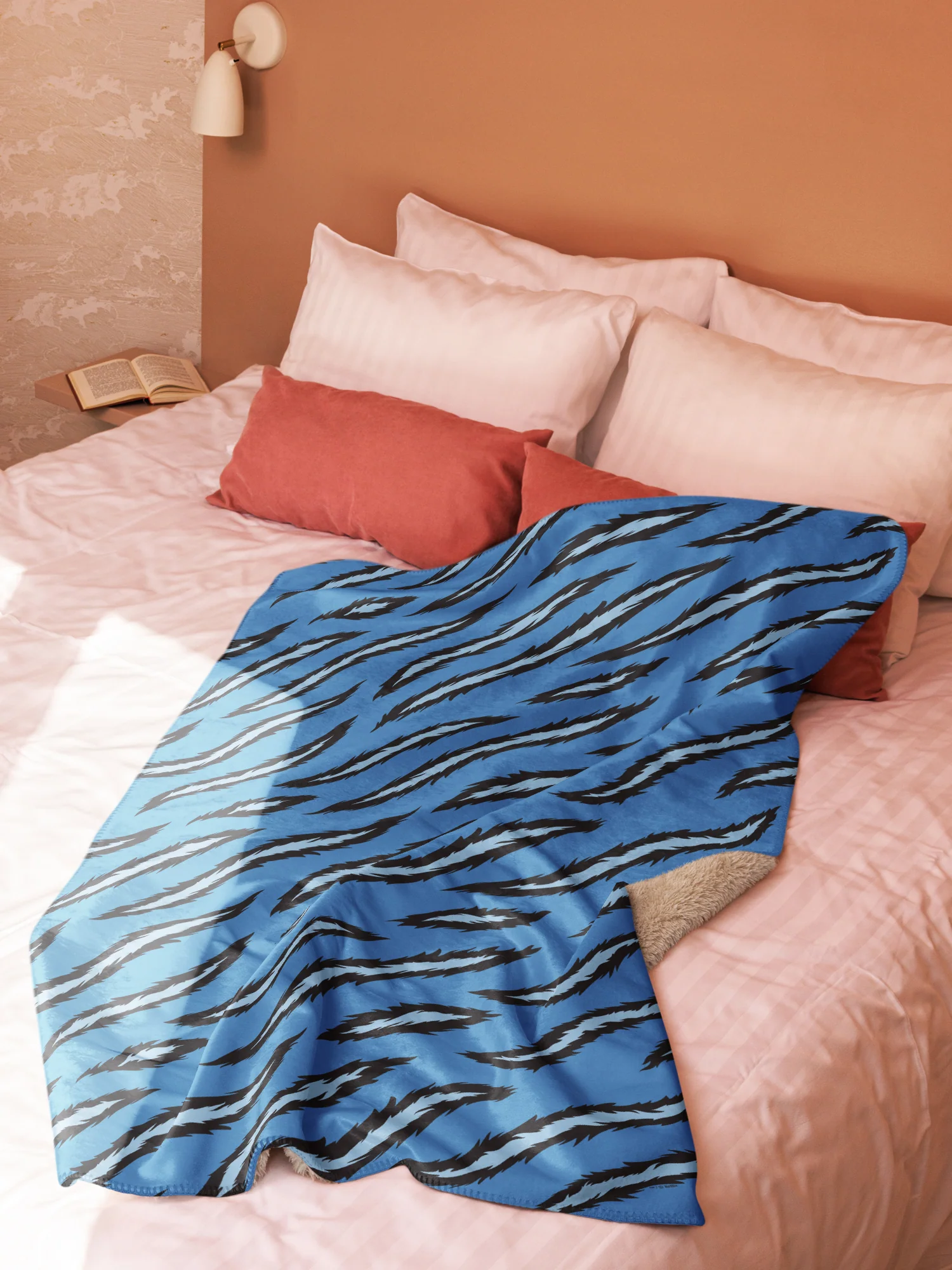KPop Demon Hunters Sherpa Blanket Derpy Tiger Stripes - Image 7