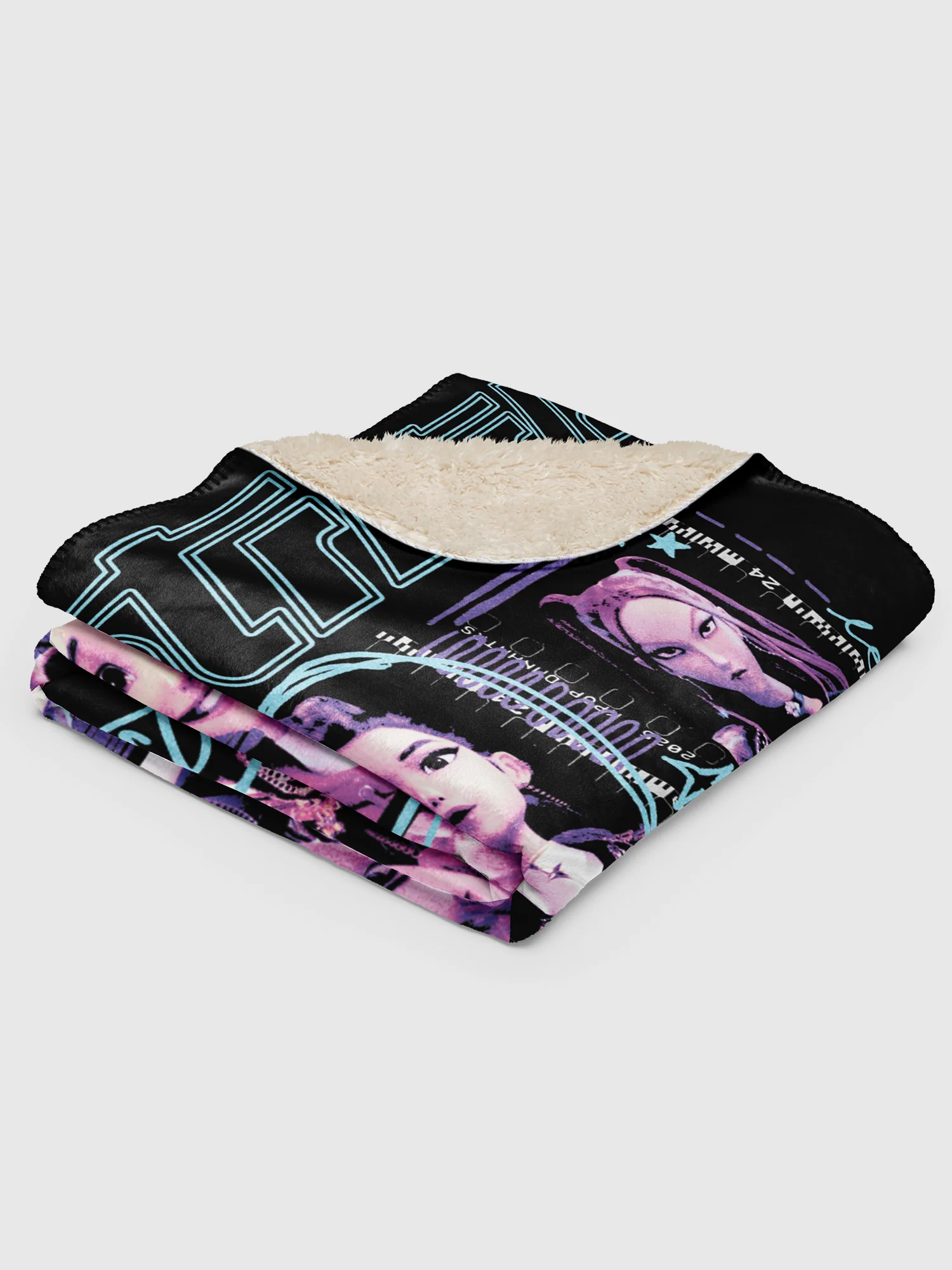 KPop Demon Hunters Sherpa Blanket World Tour - Image 8