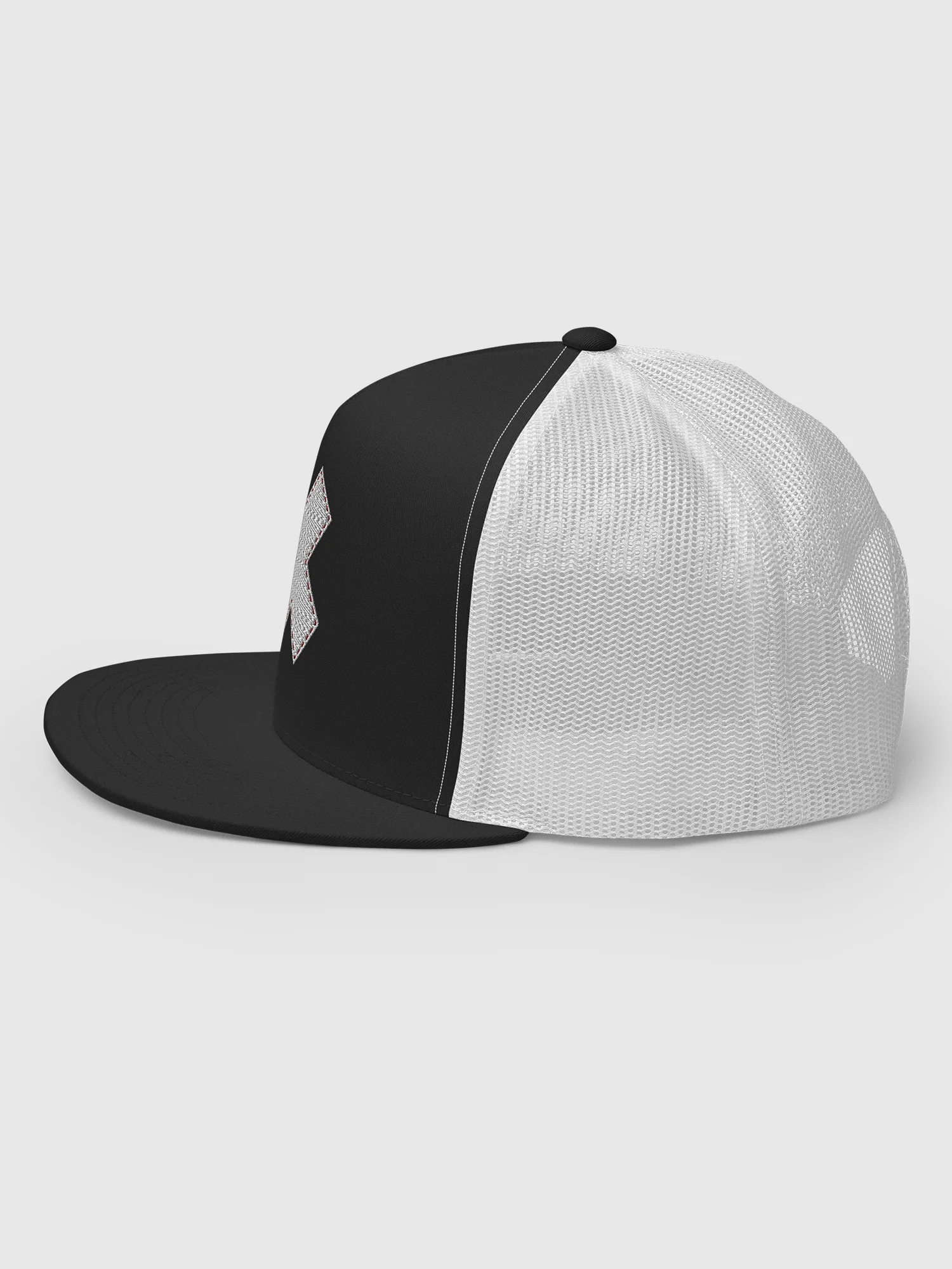 One Piece Embroidered Trucker Hat Tony Tony Chopper - Image 5