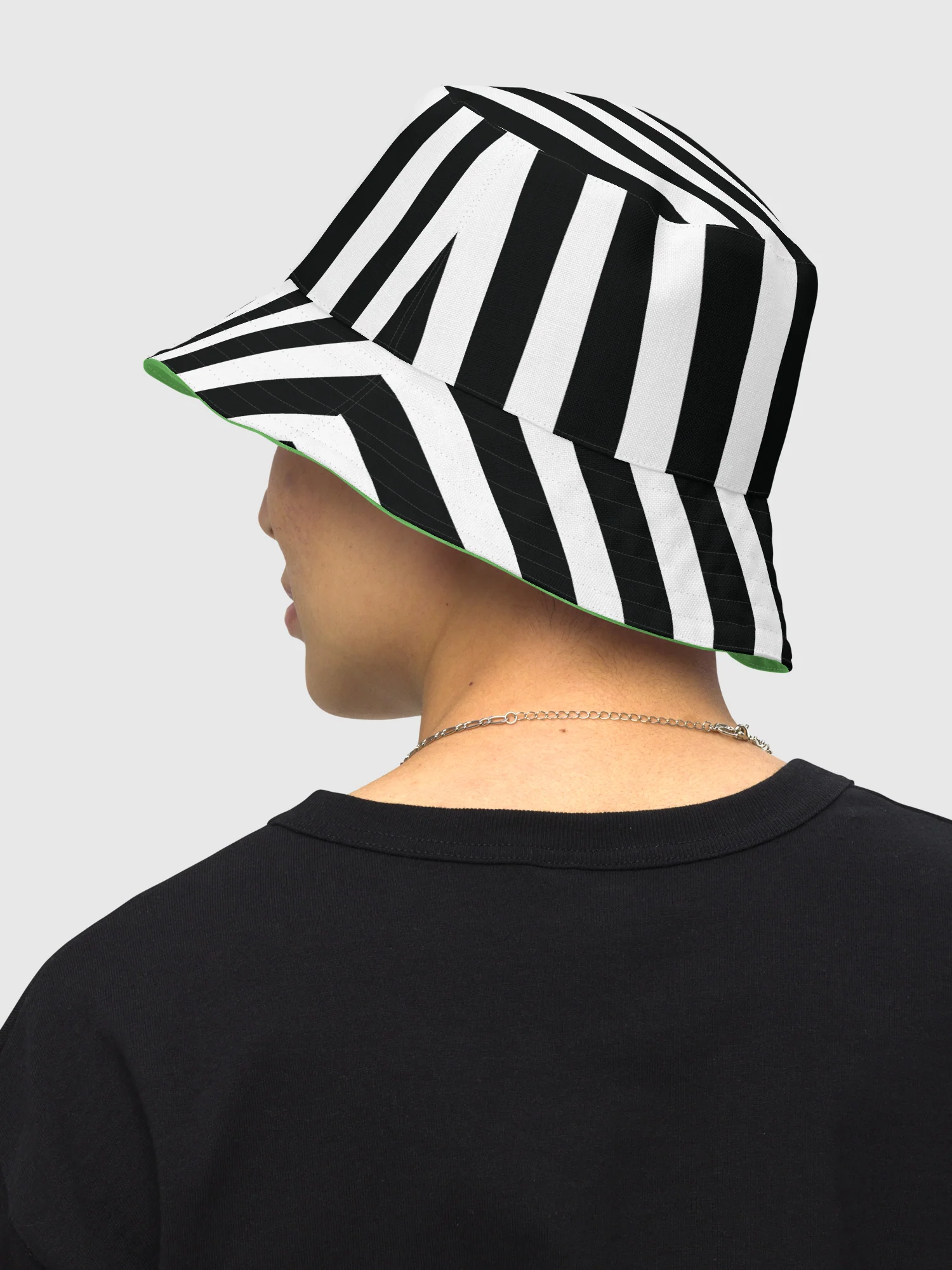 One Piece Reversible Bucket Hat Zoro - Image 7