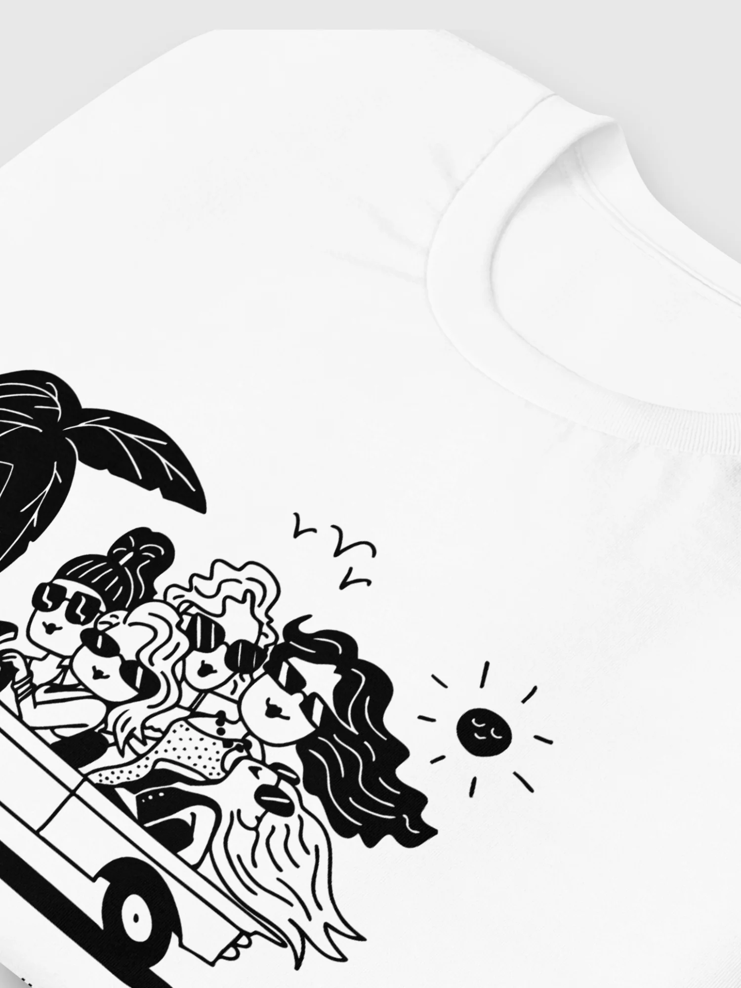 Selling Sunset T-Shirt "Fraud Love" - Image 5