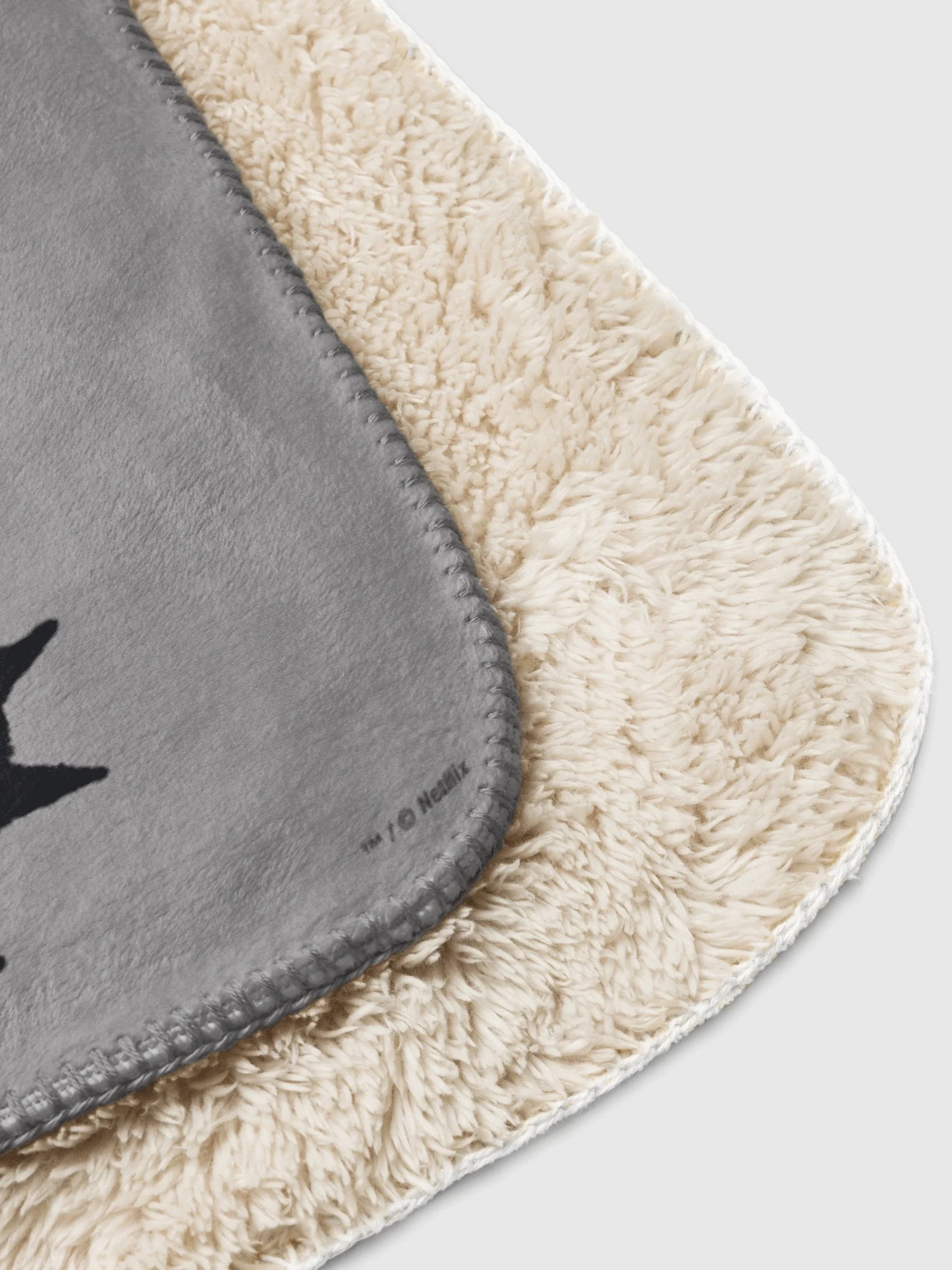Stranger Things Hellfire Lives Premium Sherpa Blanket - Image 2